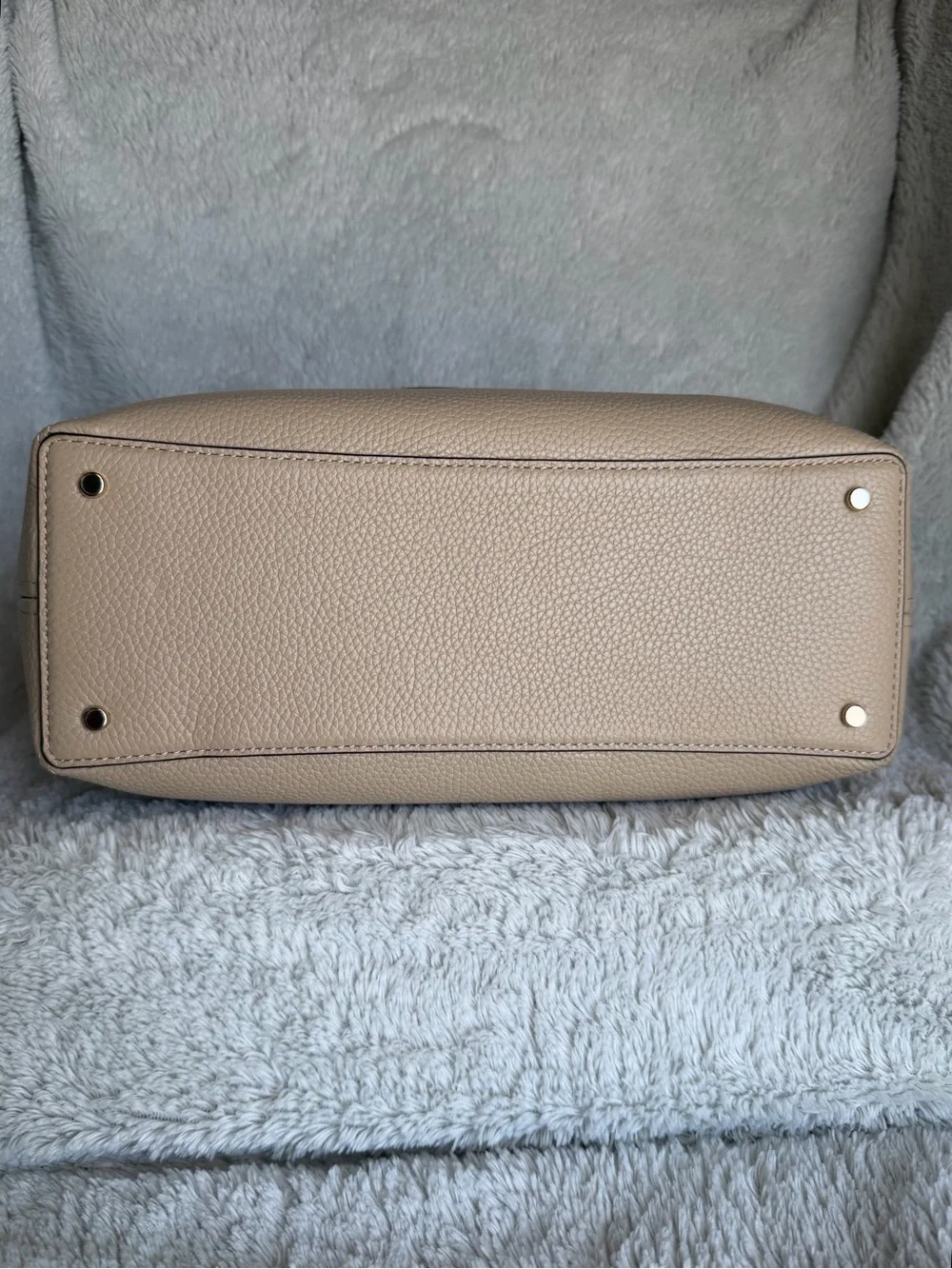 Kate Spade Two-Tone Beige & Cream Leather Shoulder Bag